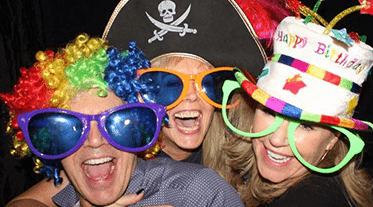 Great Ways to Keep your Guests Entertained Picture Blast Photo Booth Hire